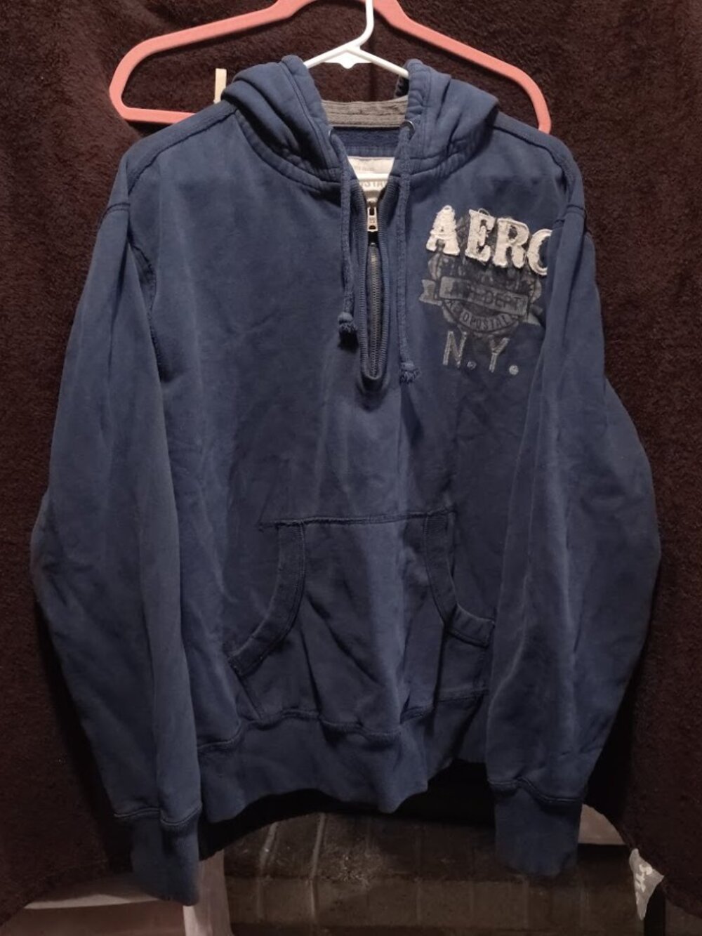 Men's Vintage Y2K 'Aeropostale' Quarter Zip Hoodie w/ Kangaroo pocket Size Large